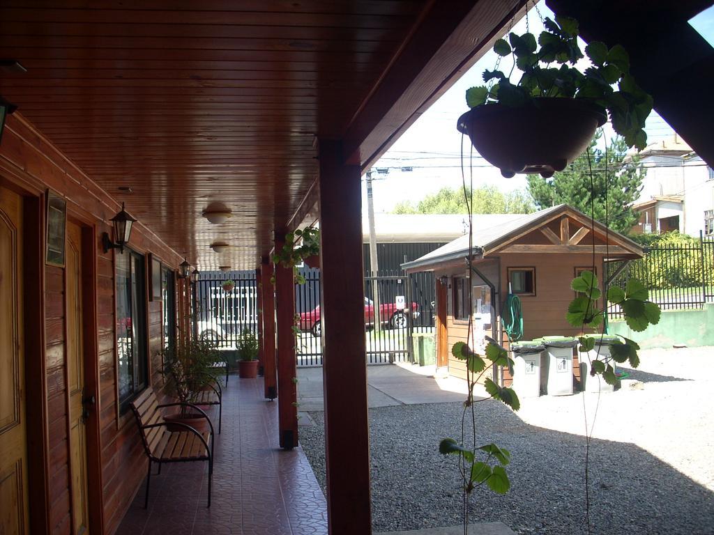 Apart-Hotel Colonia-Koenigsberg Estacionamiento Deptos Completos Ubicado En El Centro De Valdivia Aire Acondicionado מראה חיצוני תמונה