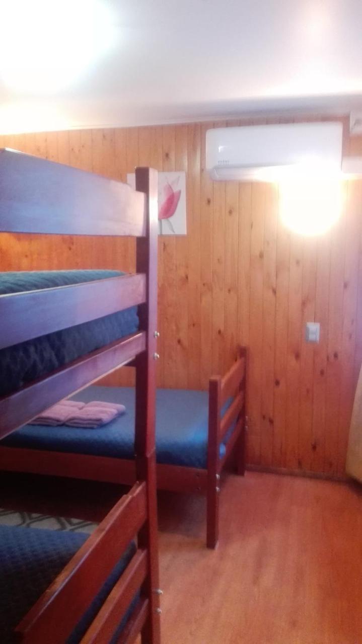 Apart-Hotel Colonia-Koenigsberg Estacionamiento Deptos Completos Ubicado En El Centro De Valdivia Aire Acondicionado מראה חיצוני תמונה