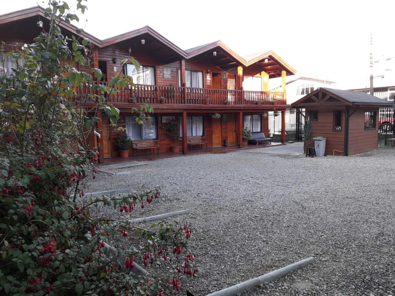 Apart-Hotel Colonia-Koenigsberg Estacionamiento Deptos Completos Ubicado En El Centro De Valdivia Aire Acondicionado מראה חיצוני תמונה