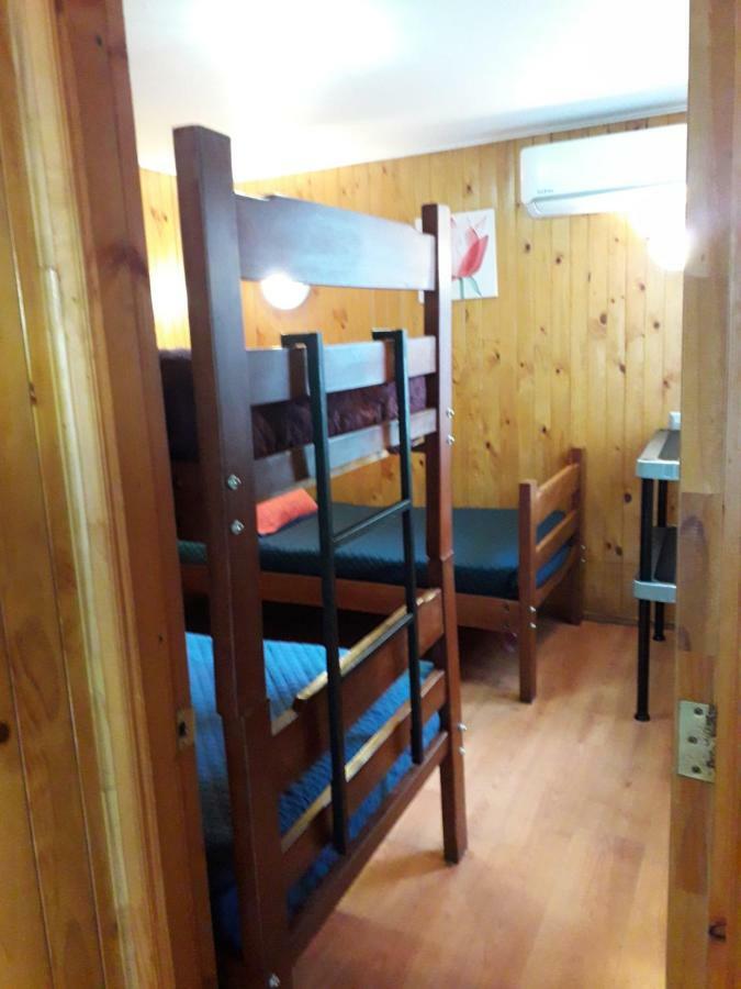 Apart-Hotel Colonia-Koenigsberg Estacionamiento Deptos Completos Ubicado En El Centro De Valdivia Aire Acondicionado מראה חיצוני תמונה
